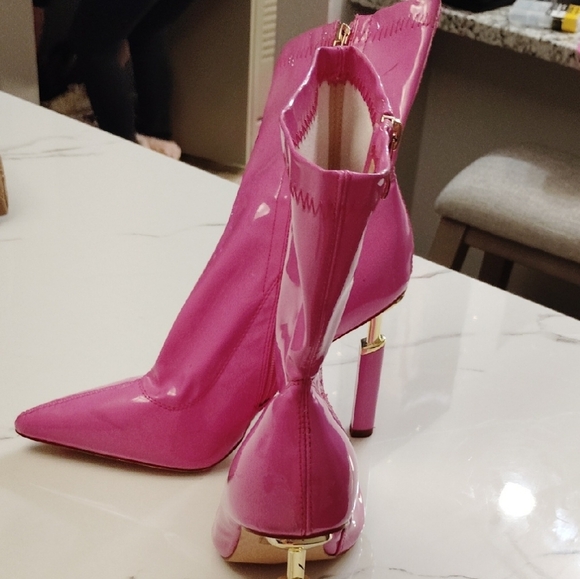 Chic Pink Patent Heeled Boots - Picture 3 of 3